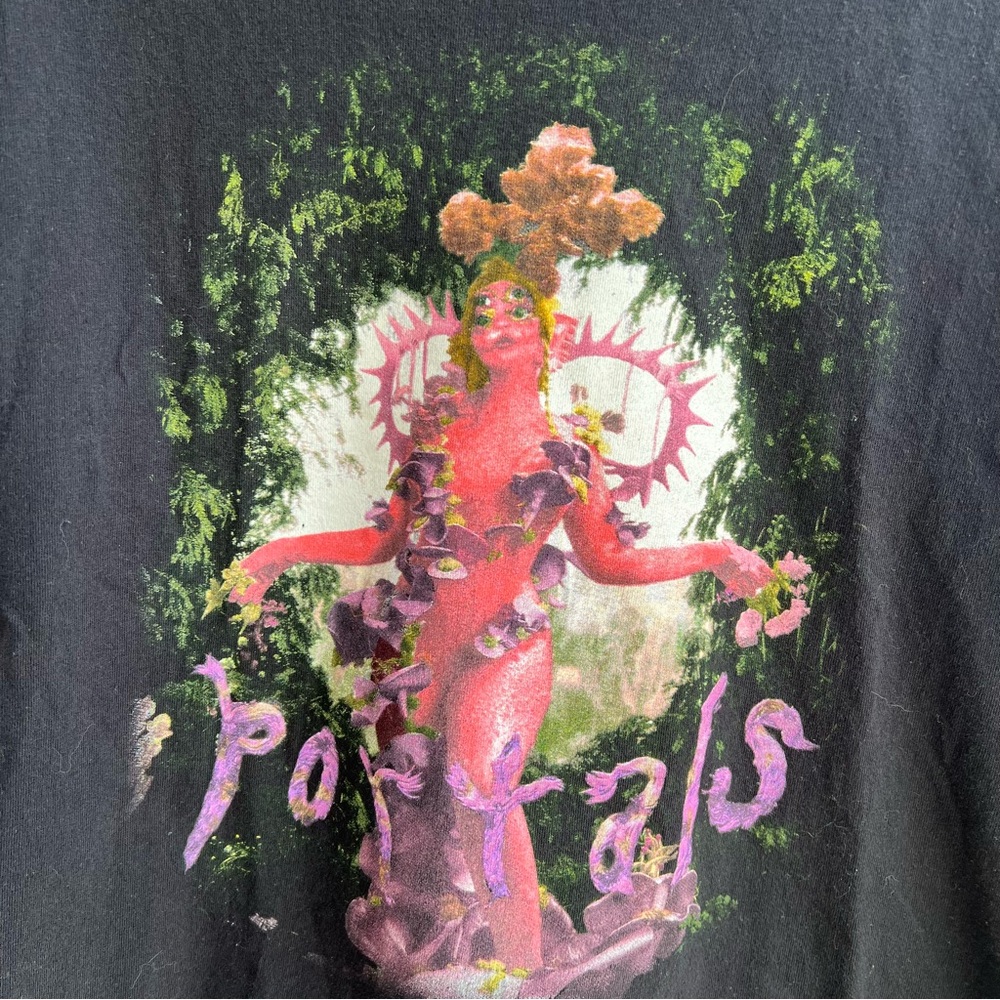 🍒💣 Melanie Martinez t-shirt